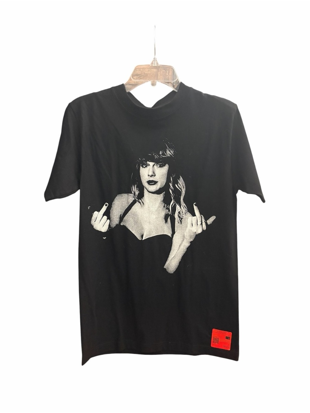 NWT Taylor Graphic Tee with Woman Print